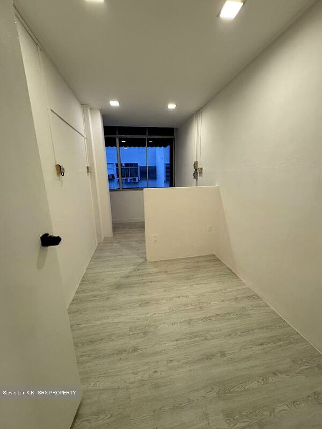 Goldhill Shopping Centre (D11), Office #530819611